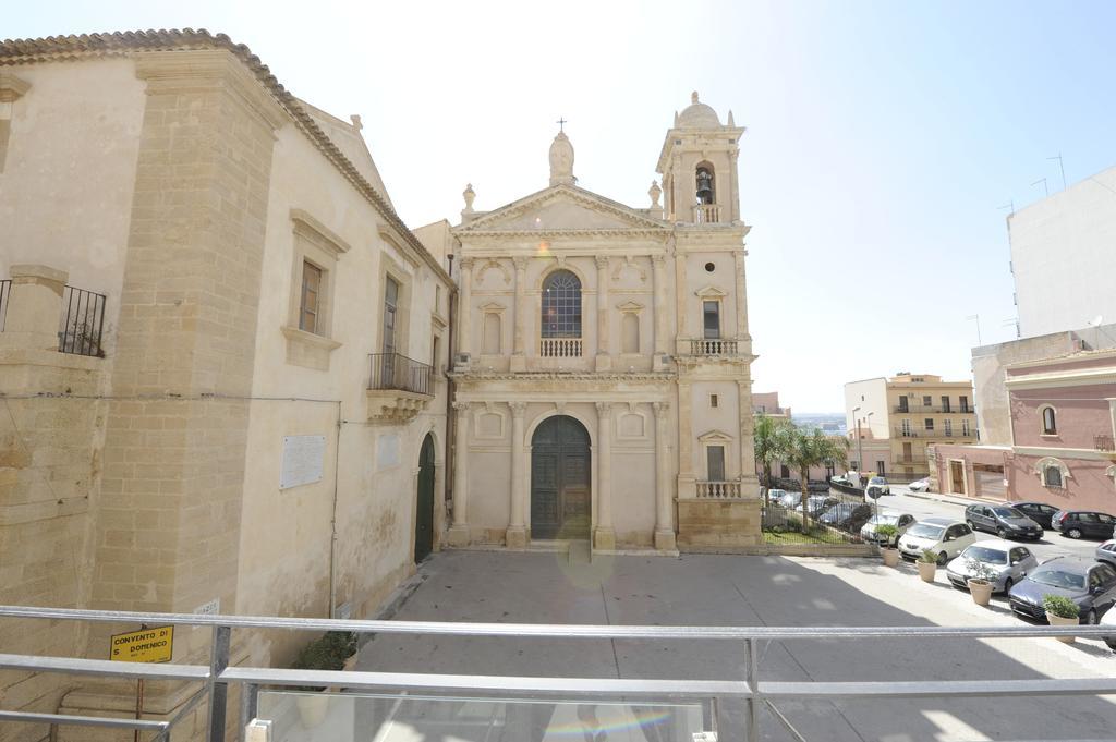 Guest House San Domenico Аугуста Екстер'єр фото