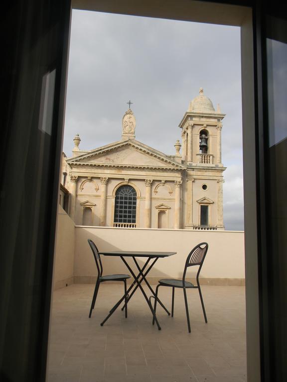 Guest House San Domenico Аугуста Екстер'єр фото